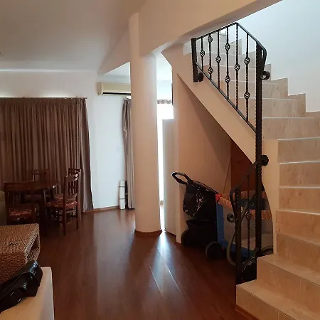 Apartament аheloy 79 Aheloy