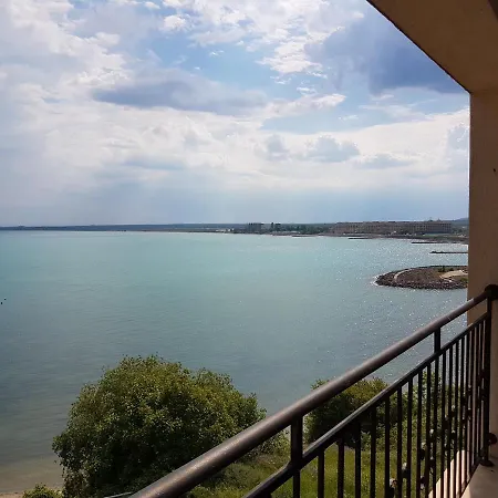 Apartament аheloy 79